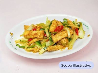 Tofu con cavolo cinese vegetariano
