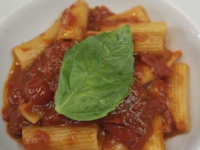 Pasta al Pomodoro e Basilico