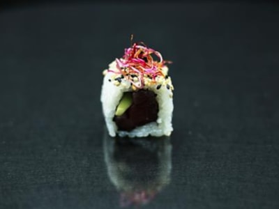 Uramaki Maguro Avocado