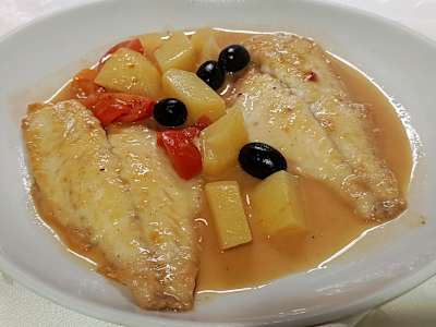 Filetto di Orata con Patate e Olive