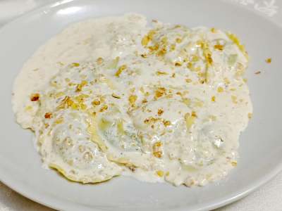 Panzerotti di Magro in Salsa di Noci