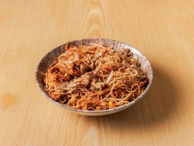 Spaghettini di Riso Saltati con Carne