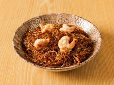 Spaghettini di Soia Saltati con Gamberi
