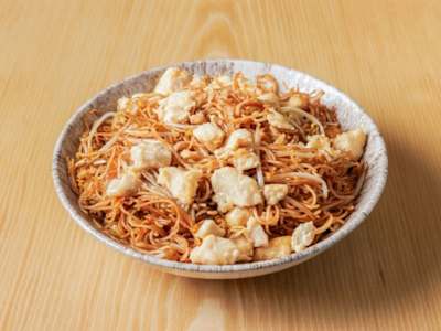 Spaghettini di Riso Saltati con Pollo