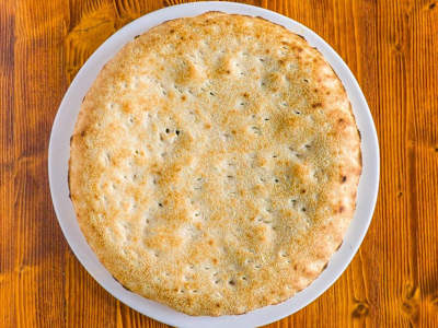 Focaccione Salsiccia E Friarielli