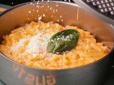 Pasta e patate con provola