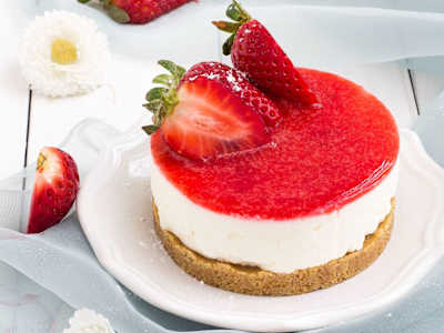 Cheesecake della casa alla fragola