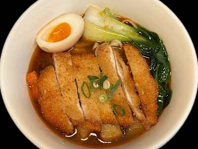 Tangmian Al Curry E Pollo