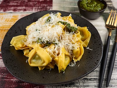 Tortelloni alla Burrata, Guanciale e Asparagi