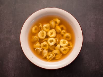 Tortellini in Brodo di Cappone