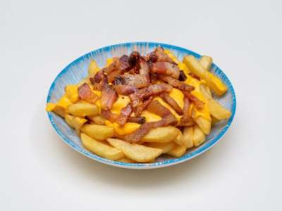 Patate Fritte Fresche con Guanciale e Cheddar