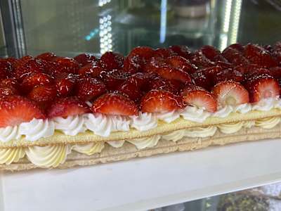 Torta Diplomatica alla Fragola
