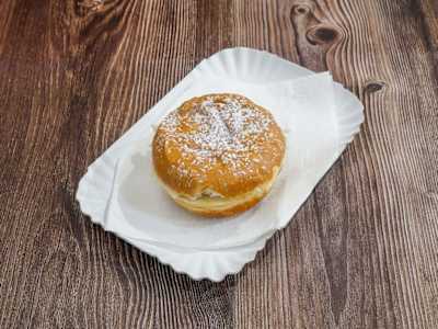 Bombolone con Crema alle Nocciole
