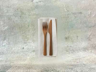 Kit di posate: forchetta, coltello e tovagliolo