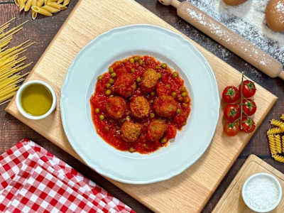 Polpette al sugo con piselli