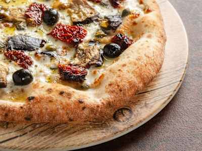 Pizza MEDITERRANEA
