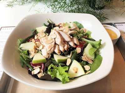 INSALATA DI POLLO