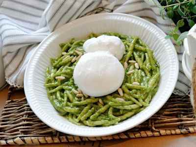 TROFIE ALLA CREMA DI BASILICO "AL BIANCOLATTE"