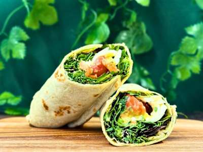 Cheddar vegetarian wrap