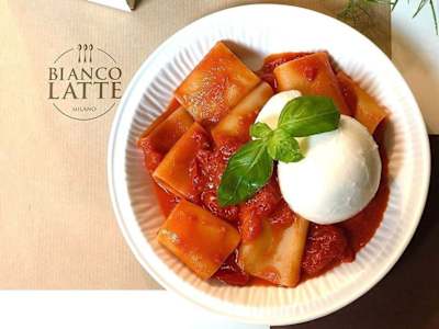 PACCHERI AL POMODORO "AL BIANCOLATTE"