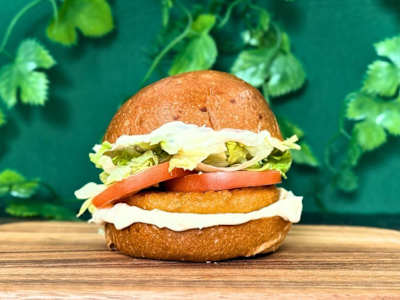 Crispy vegetarian burger