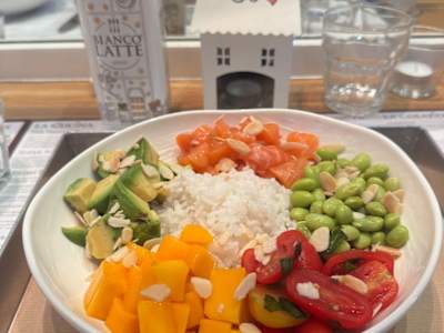 POKE' SALMONE E MANGO