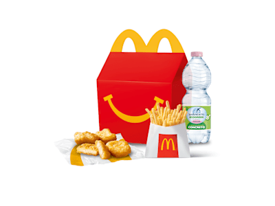 Happy Meal 4 Chicken McNuggets e Patatine