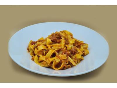 Tagliatelle al ragu bolognese*