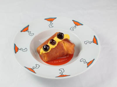 BABA CON CREMA PASTICCERA E AMARENA