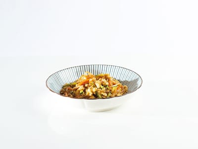 155 SPAGHETTI DI SOIA SALTATI CON CARNE E VERDURE